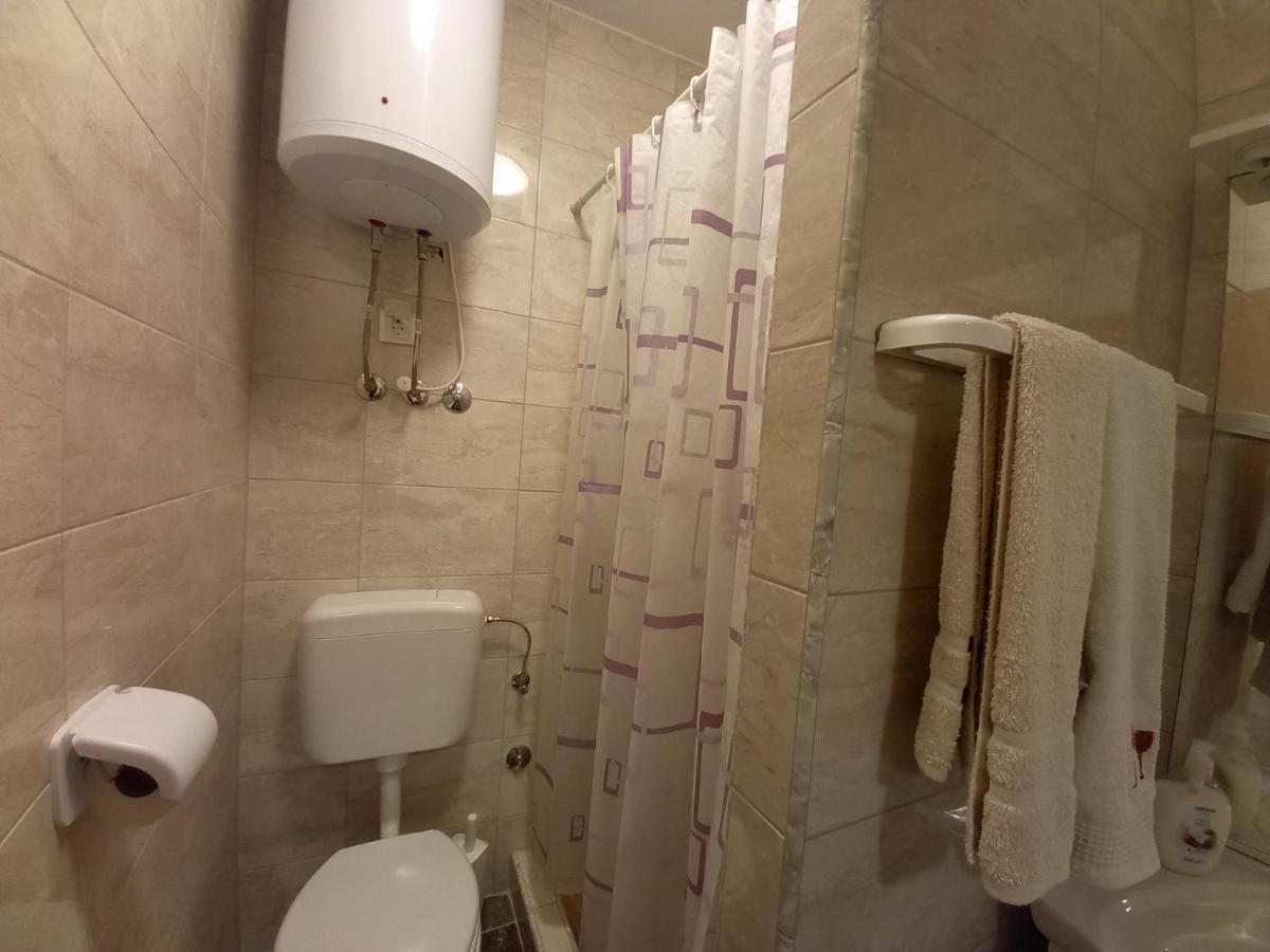 Apartment & Studio Vrdoljak Sveti Anton  Esterno foto