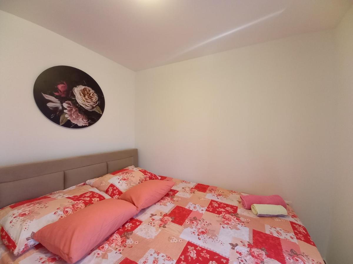 Apartment & Studio Vrdoljak Sveti Anton  Esterno foto