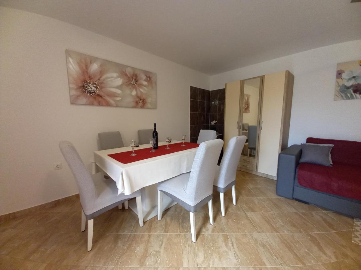Apartment & Studio Vrdoljak Sveti Anton  Esterno foto